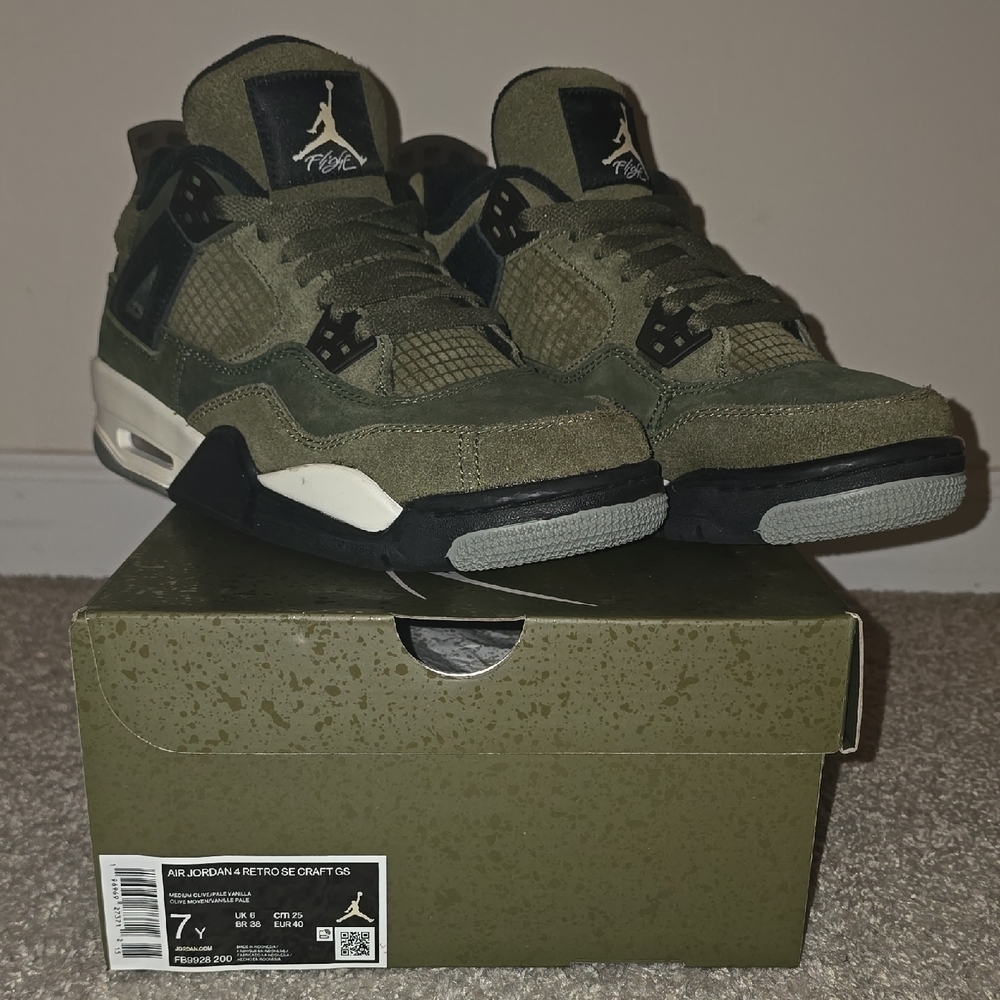 🫒 Air Jordan Retro 4 SE Craft – Medium Olive/Pale Vanilla – Size 7Y – LIKE NEW